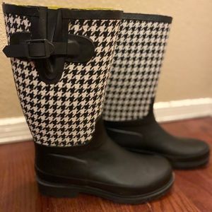 Merona Houdstooth Rain Boots